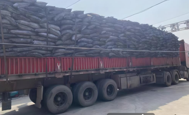 <a href=http://fliange.cn/zzhxt/ target=_blank class=infotextkey>柱狀活性炭</a>，廢氣活性炭發(fā)車